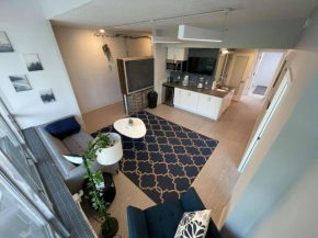 Cozy Resort Style Lodging Min From The Plaza 109